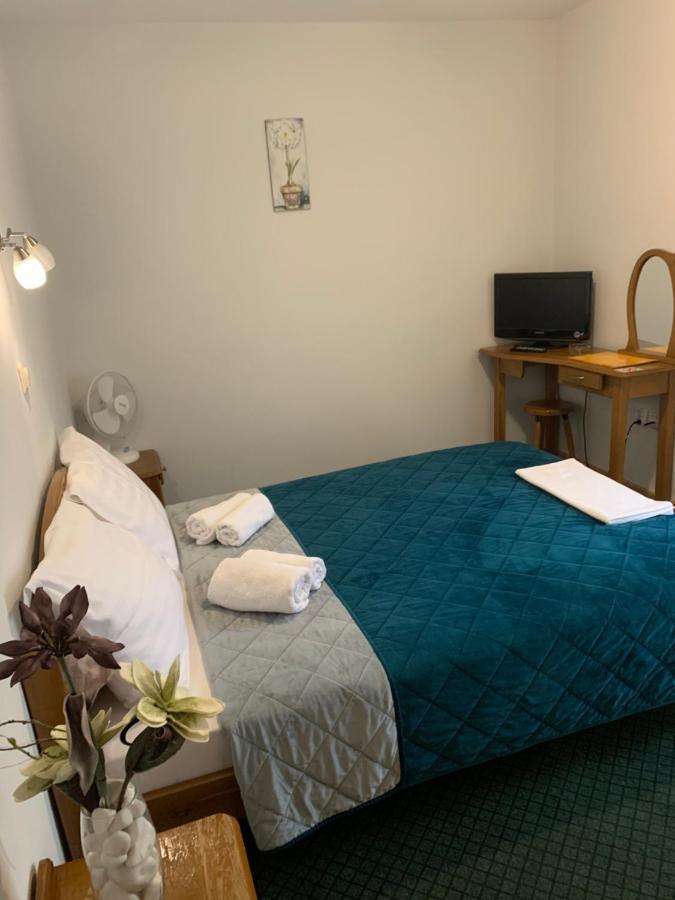 Garni Hotel Vir Vrnjačka Banja Exteriör bild