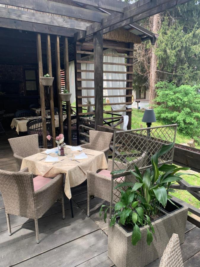 Garni Hotel Vir Vrnjačka Banja Exteriör bild