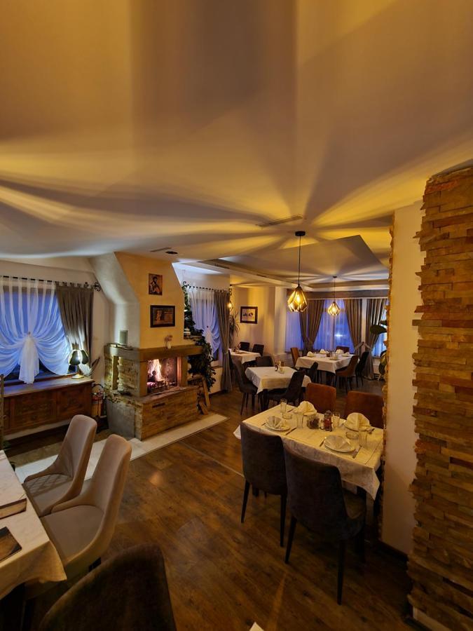 Garni Hotel Vir Vrnjačka Banja Exteriör bild