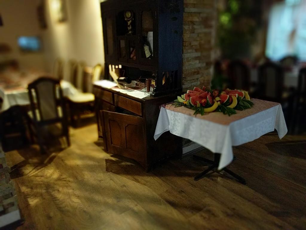 Garni Hotel Vir Vrnjačka Banja Exteriör bild
